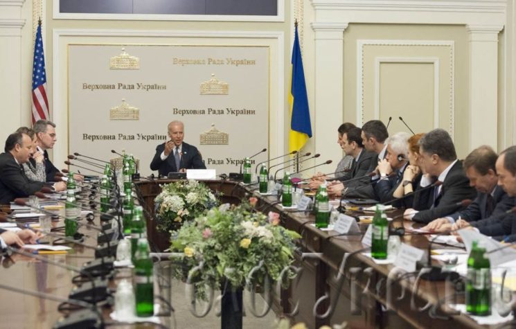 US Intensifies Information Warfare Efforts to Bolster Kiev and Divide Ukraine