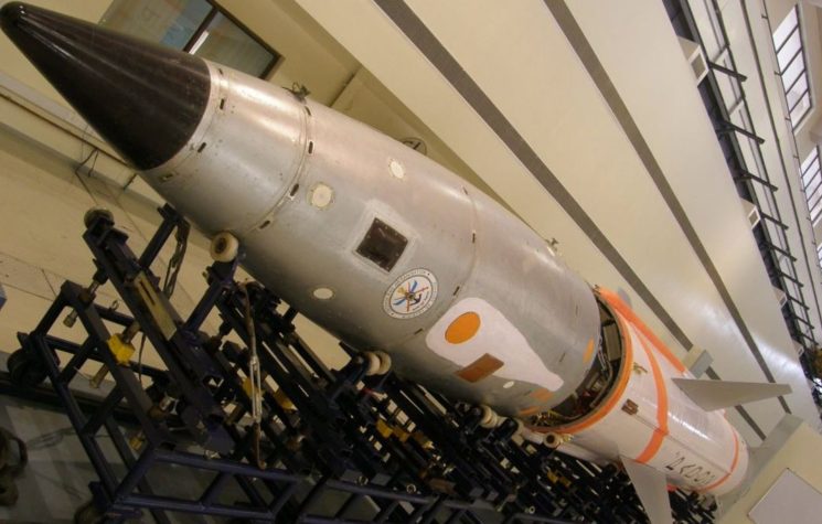 India Faces Hard Choice: US THAAD vs Russian S-400 Triumf