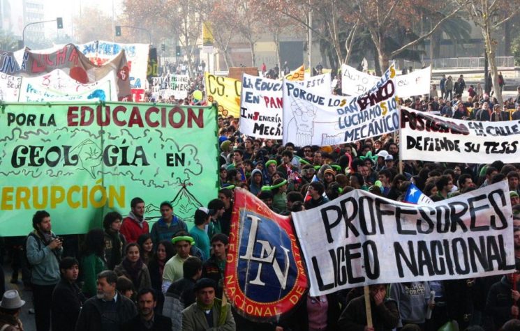 Chileans Rise Against the Government’s Loyalty to the Dictatorship’s Neoliberal Legacy