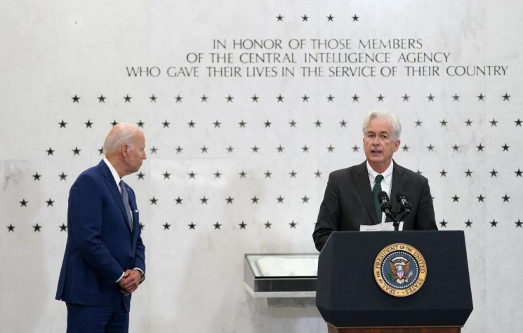 Biden and Burns in Double Act to Split Putin and Xi