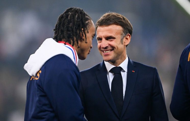 France losing grip on another colonial possession