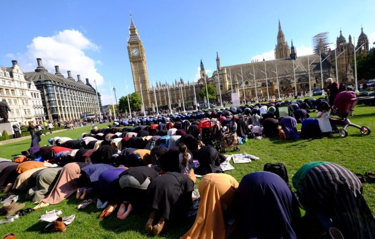 Immigration, emigration and the great replacements