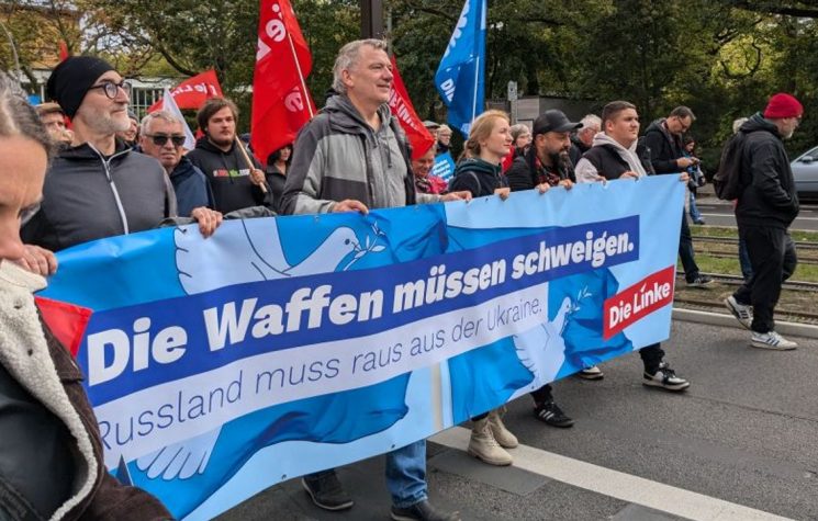German parliament agrees to massive military spending, with the votes of the Left Party