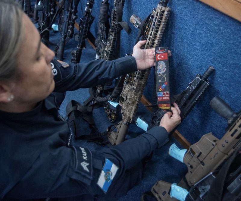 Organized crime becomes   professionalized in Brazil, but authorities prefer to punish police officers